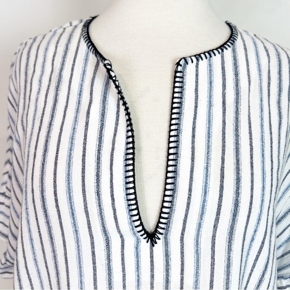 BCBG MAXAZRIA DOVE BLUE WHITE STRIPE RUFFLE EDGE CAFTAN DRESS WOMENS XS/SMALL - Picture 5 of 10